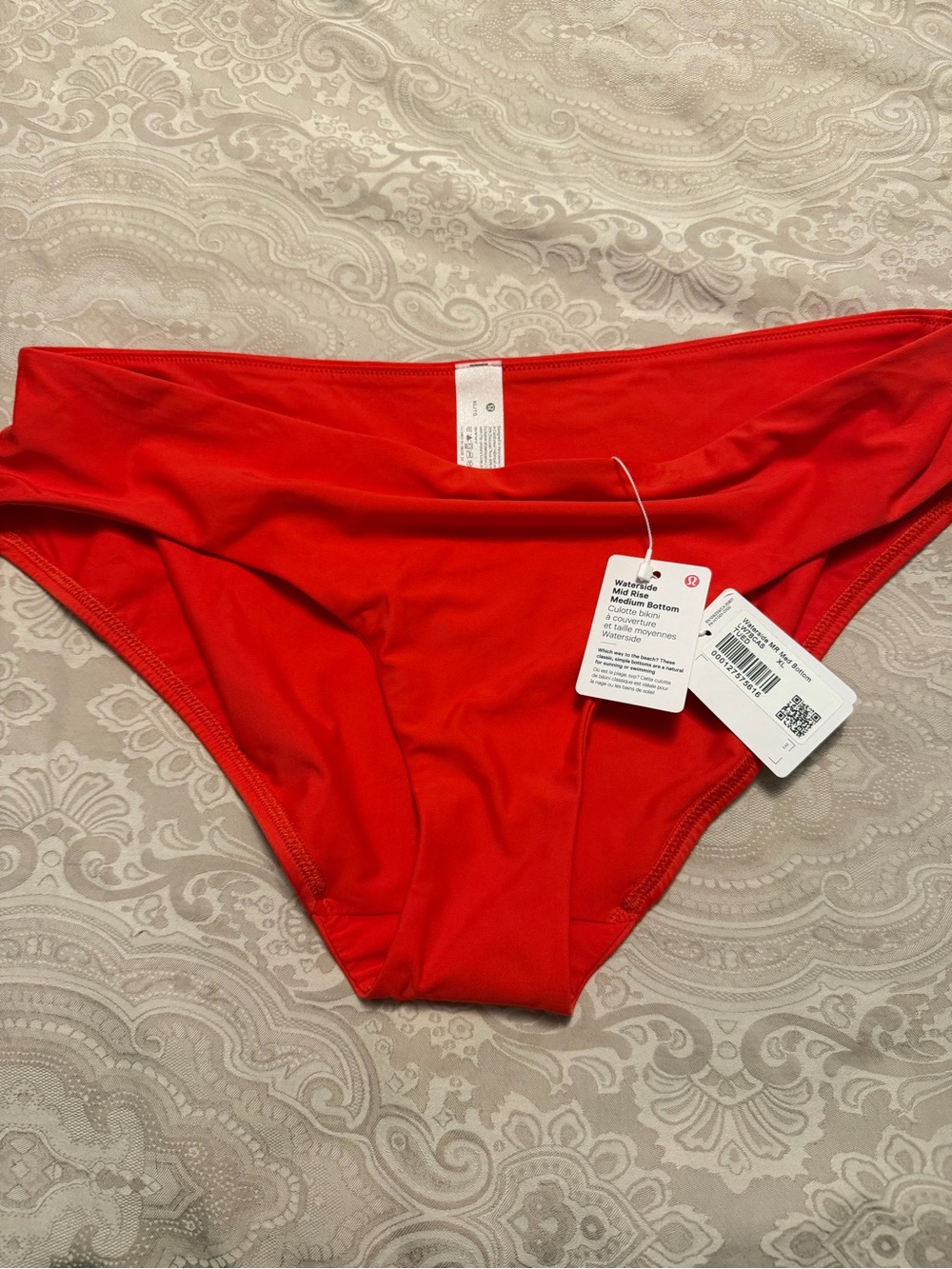 lululemon athletica Red Bikini Bottoms NWT Sz XL